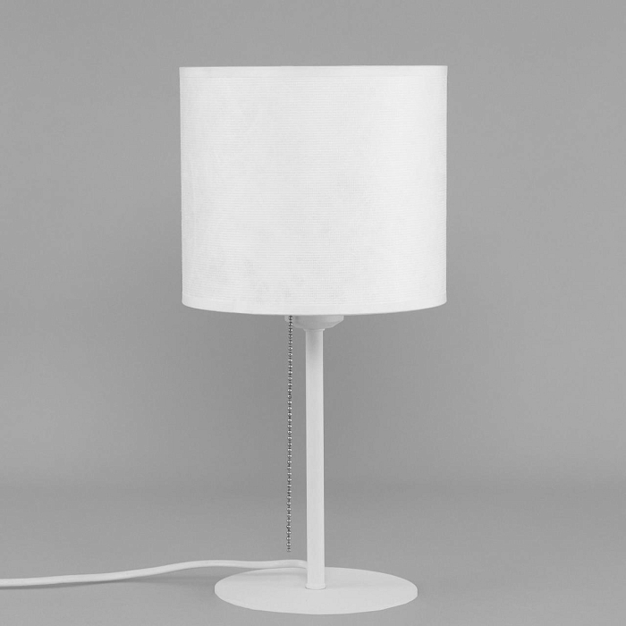 Настольная лампа  CL469810